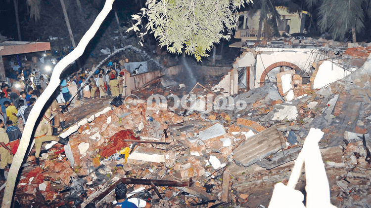 kannur-blast