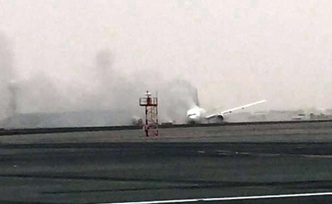 emirates-crash-lands