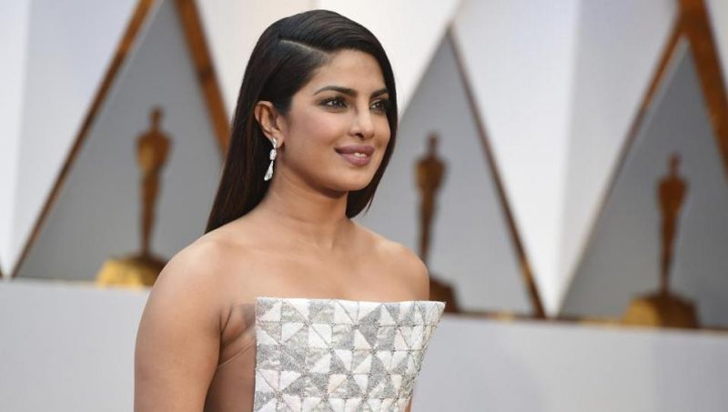 priyanka-chopra_e7f69084-fc86-11e6-8901-3594dadd8a9a
